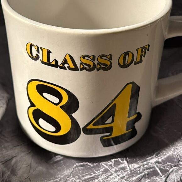 CLASS OF '84  Vintage coffee mug - Picture 2 of 4
